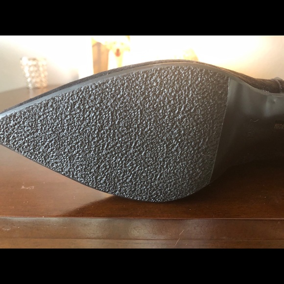 Neiman Marcus “ZOEL” Black Studded Suede Knee High Boot-size 9-NIB - Picture 7 of 8